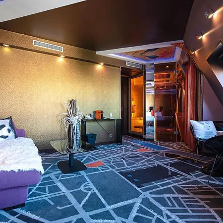 Eiffel 4* باريس