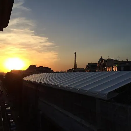Eiffel Lejlighedshotel