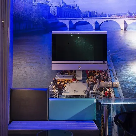 Eiffel Aparthotel