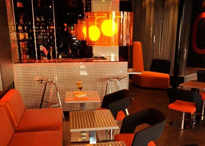 Aparthotel Eiffel 4*